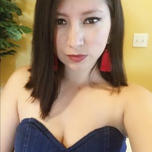 Meet your Posher, Ana